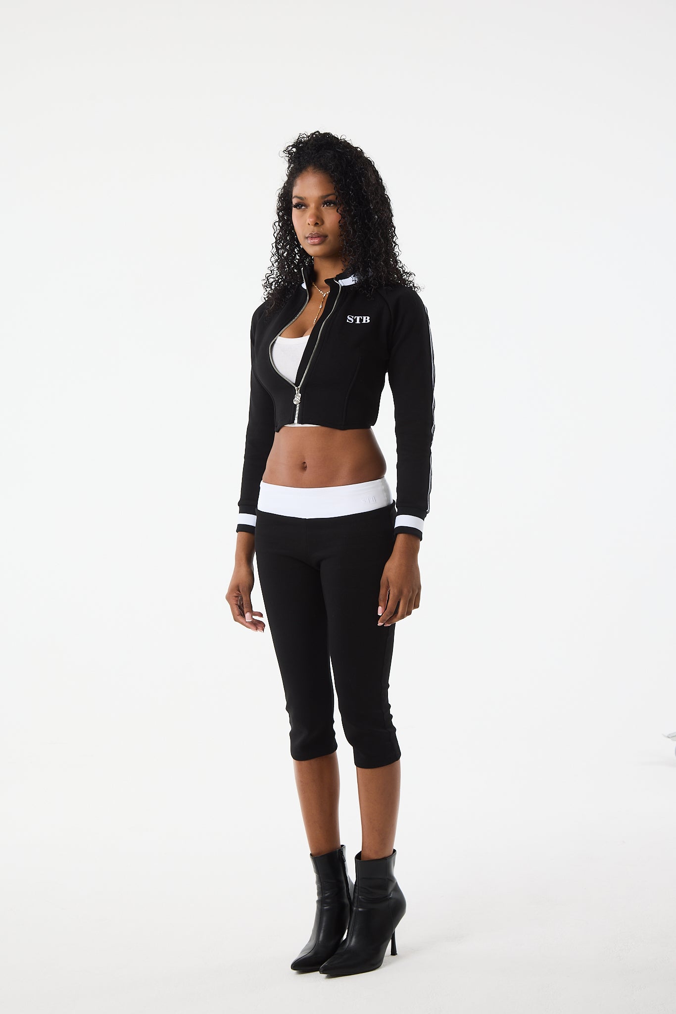 Velocity Vixen Capri - Noir